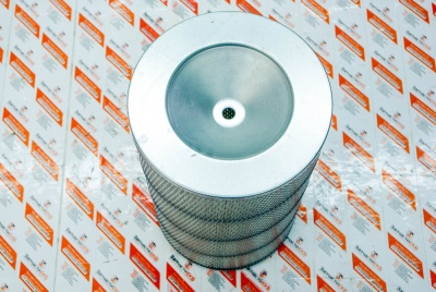 AF975M Фильтр воздушный Фильтр очистки воздуха AIR FILTER Fleetguard Взаимозаменяемые номера: AF26439, AF 26439, A1828, A 1828, A-1828, 65.08304-6005, AF975M, AF 975M, AF 975 M, A-1840-s